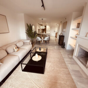 Középső emeleti lakás eladó Calahondán